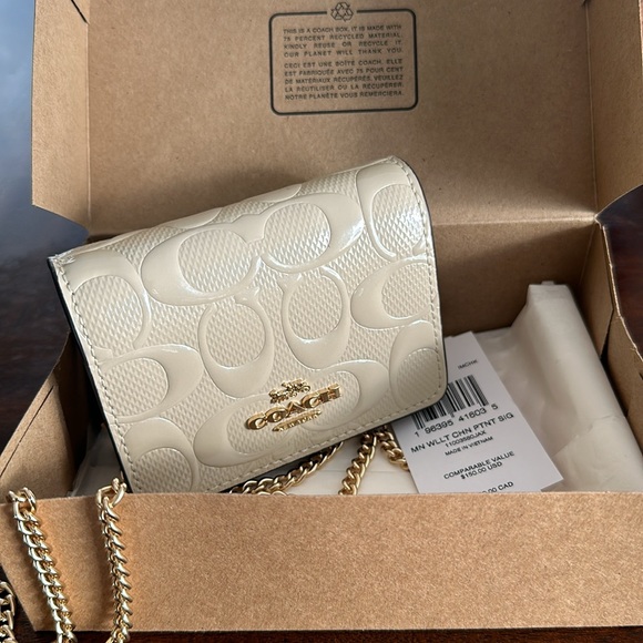 Coach Mini Wallet On A Chain In Signature Leather color gold/chalk - Picture 2 of 8